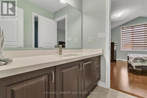 16 Archway Trail, Brampton, ON - Indoor Photo Showing Bathroom