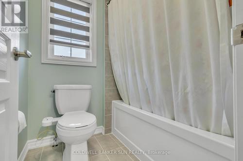 16 Archway Trail, Brampton, ON - Indoor Photo Showing Bathroom