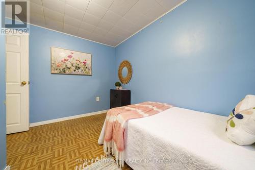 297 Drury Lane, Strathroy-Caradoc (Nw), ON - Indoor Photo Showing Bedroom