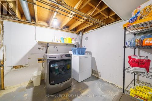 297 Drury Lane, Strathroy-Caradoc (Nw), ON - Indoor Photo Showing Laundry Room