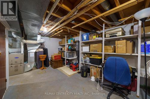 297 Drury Lane, Strathroy-Caradoc (Nw), ON - Indoor Photo Showing Basement