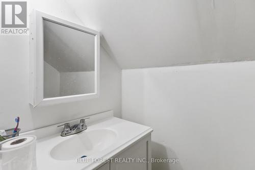 1466 Trafalgar Street, London, ON - Indoor Photo Showing Bathroom