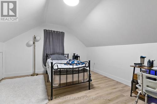 1466 Trafalgar Street, London, ON - Indoor Photo Showing Bedroom