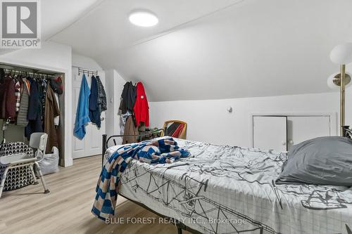 1466 Trafalgar Street, London, ON - Indoor Photo Showing Bedroom