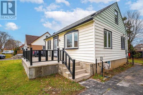 1466 Trafalgar Street, London, ON - Outdoor