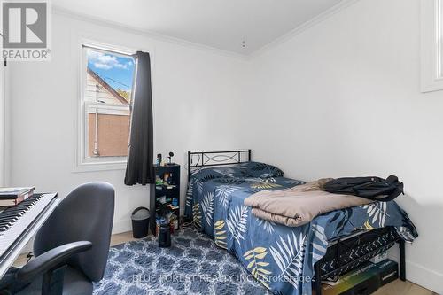 1466 Trafalgar Street, London, ON - Indoor Photo Showing Bedroom