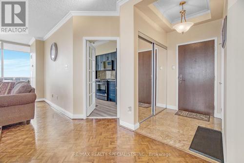 2410 - 22 Hanover Road, Brampton, ON - Indoor