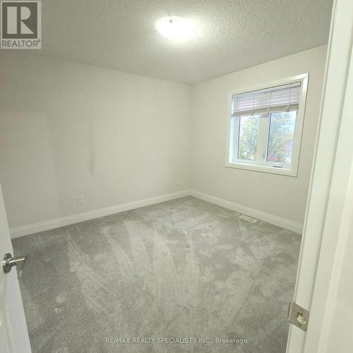 118 King Street E, Ingersoll, ON - Indoor Photo Showing Other Room