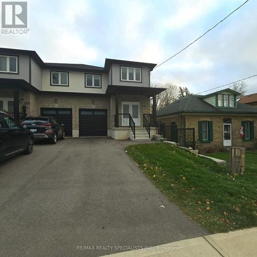 118 King Street E, Ingersoll, ON - Outdoor With Facade