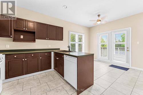 485 Nova Scotia Court, Woodstock, ON - Indoor Photo Showing Kitchen With Double Sink