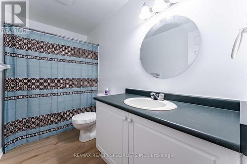 485 Nova Scotia Court, Woodstock, ON - Indoor Photo Showing Bathroom