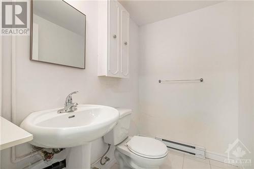 2090 Prince Charles Road, Ottawa, ON - Indoor Photo Showing Bathroom