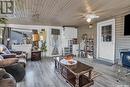 5 Garrettsee Street, Duval, SK  - Indoor Photo Showing Living Room 