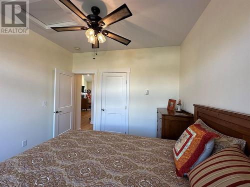 1881 Foxwood Trail, Windermere, BC - Indoor Photo Showing Bedroom