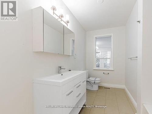 15 York Valley Crescent, Toronto, ON - Indoor Photo Showing Bathroom