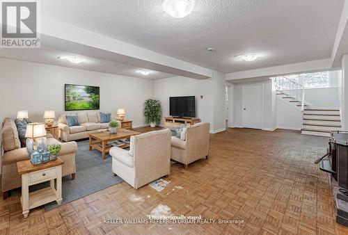 15 York Valley Crescent, Toronto, ON - Indoor Photo Showing Other Room