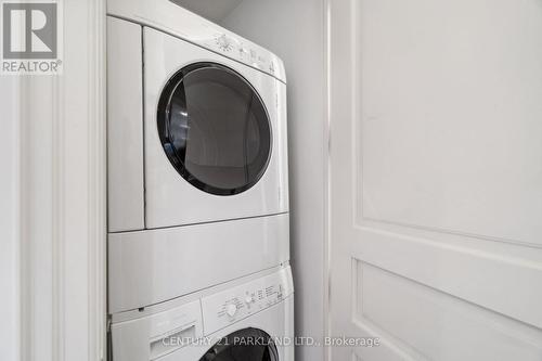 409 - 155 St Clair Avenue W, Toronto, ON - Indoor Photo Showing Laundry Room