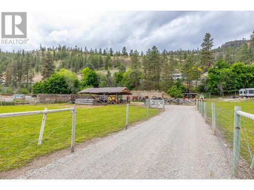 14612 Garnet Avenue, Summerland, BC - Outdoor