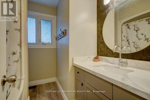 1431 Park Road S, Oshawa, ON - Indoor Photo Showing Bathroom