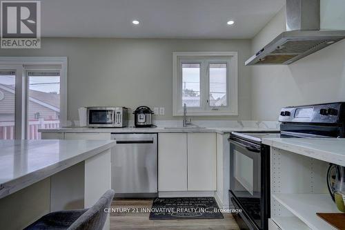 1431 Park Road S, Oshawa, ON - Indoor Photo Showing Kitchen