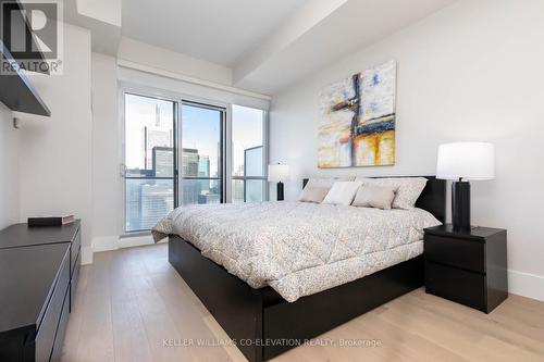 Ph 5202 - 65 Bremner Boulevard, Toronto, ON - Indoor Photo Showing Bedroom