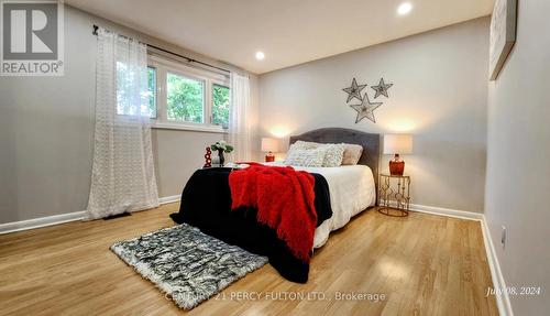 869 Scarborough Golf Club Road, Toronto, ON - Indoor Photo Showing Bedroom