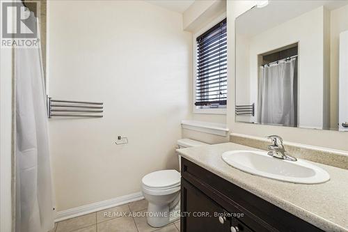 342 Dymott Avenue, Milton, ON - Indoor Photo Showing Bathroom