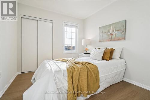 342 Dymott Avenue, Milton, ON - Indoor Photo Showing Bedroom