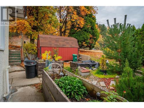 2196 Eighth Avenue, Trail, BC - Outdoor With Deck Patio Veranda