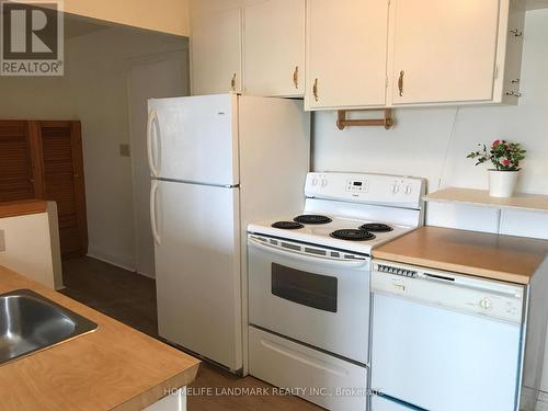 363 Hillcrest Avenue, Toronto, ON - Indoor Photo Showing Kitchen