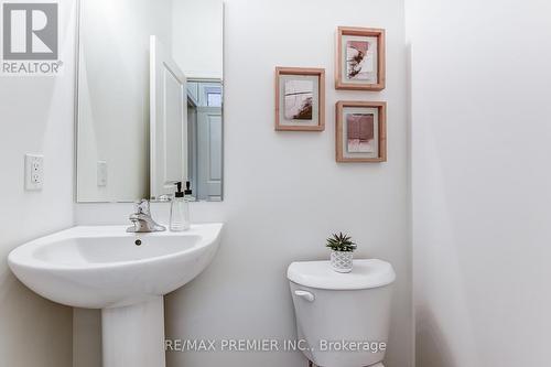 307 Coronation Road, Whitby, ON - Indoor Photo Showing Bathroom