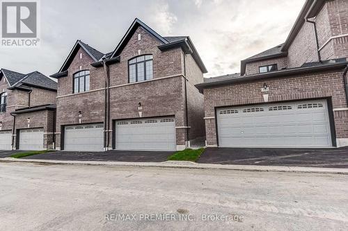 307 Coronation Road, Whitby, ON - Outdoor