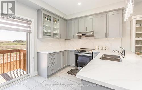 3 Dalbeattie Drive, Brampton, ON - Indoor Photo Showing Kitchen With Double Sink