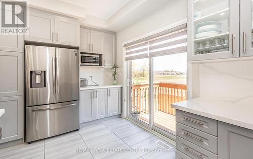 3 Dalbeattie Drive, Brampton, ON - Indoor Photo Showing Kitchen