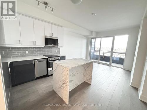 430 - 2343 Khalsa Gate, Oakville, ON - Indoor Photo Showing Kitchen With Stainless Steel Kitchen