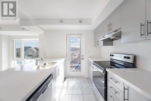 24 - 165 Veterans Drive, Brampton, ON - Indoor Photo Showing Kitchen With Double Sink With Upgraded Kitchen