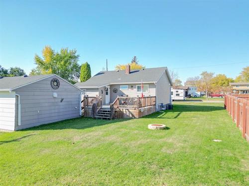 422 Nelson Street E, Virden, MB - Outdoor With Deck Patio Veranda