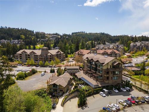 201-2045 Country Club Way, Langford, BC 