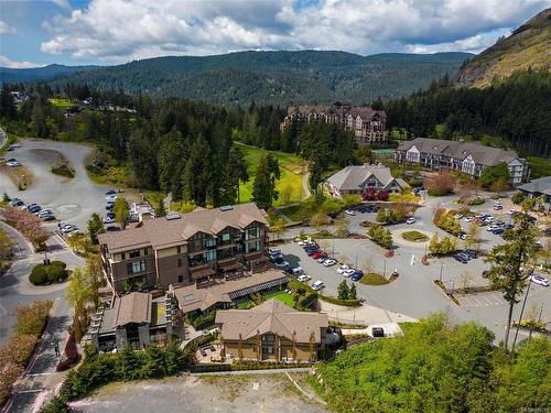 201-2045 Country Club Way, Langford, BC 