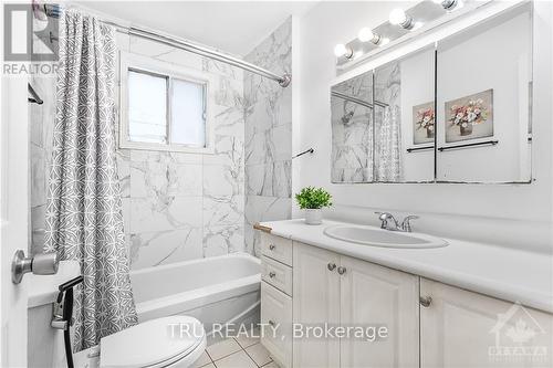 4775 Thunder Road, Ottawa, ON - Indoor Photo Showing Bathroom