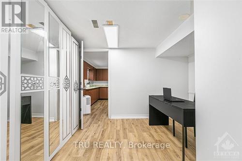 4775 Thunder Road, Ottawa, ON - Indoor