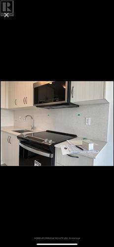 95 Attmar Drive, Brampton, ON - Indoor Photo Showing Kitchen With Double Sink