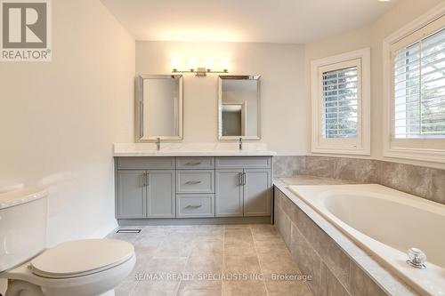 2432 Marisa Court, Mississauga, ON - Indoor Photo Showing Bathroom