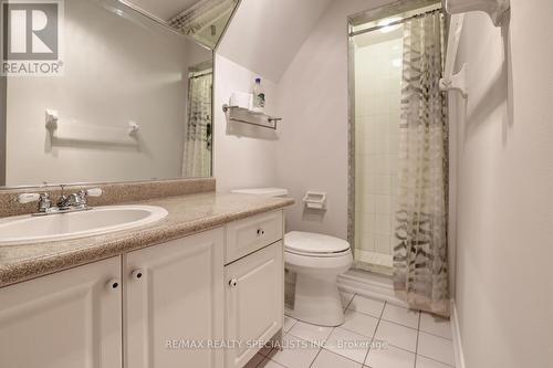 2432 Marisa Court, Mississauga, ON - Indoor Photo Showing Bathroom