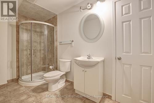 2432 Marisa Court, Mississauga, ON - Indoor Photo Showing Bathroom