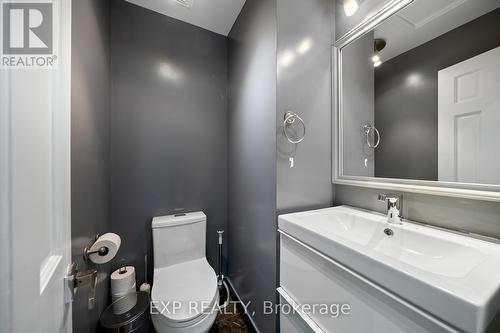 215 Mill Road, Toronto, ON - Indoor Photo Showing Bathroom