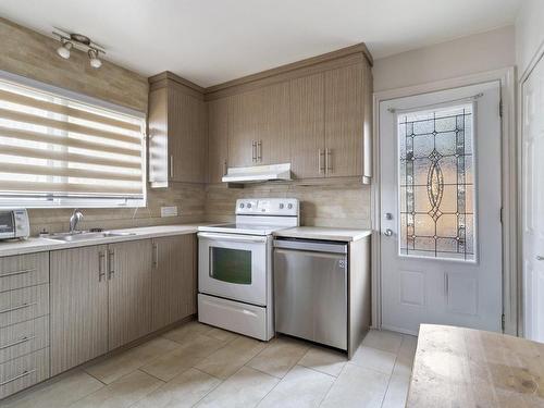 Cuisine - 218 Boul. Des Prairies, Laval (Laval-Des-Rapides), QC - Indoor Photo Showing Kitchen