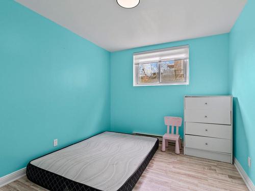 Chambre Ã Â coucher - 218 Boul. Des Prairies, Laval (Laval-Des-Rapides), QC - Indoor Photo Showing Bedroom