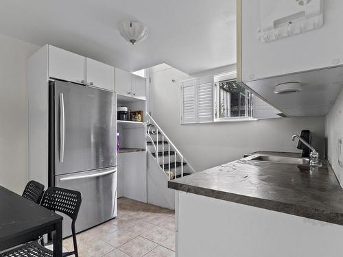 Cuisine - 218 Boul. Des Prairies, Laval (Laval-Des-Rapides), QC - Indoor Photo Showing Kitchen