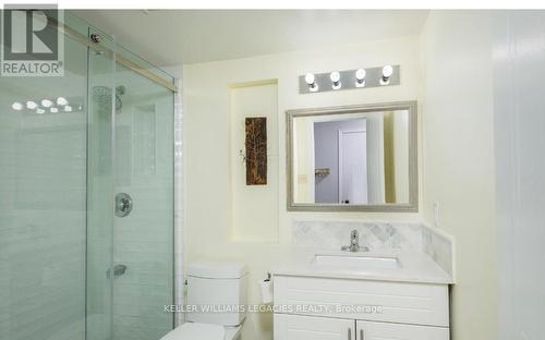 922 - 95 Trailwood Drive, Mississauga, ON - Indoor Photo Showing Bathroom